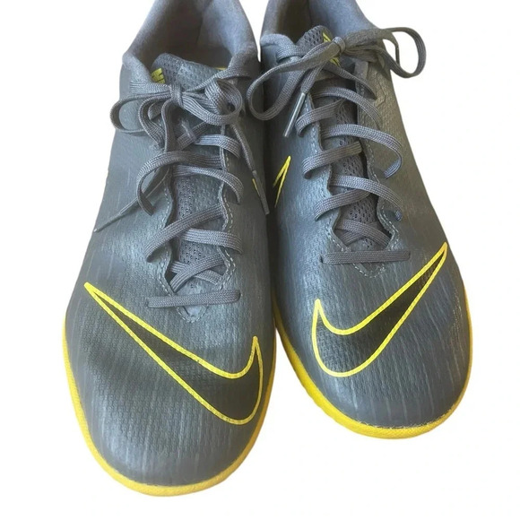 Nike Mercurial Vapor 12 Academy IC Shoes Size 7 Grey Yellow - Picture 5 of 13